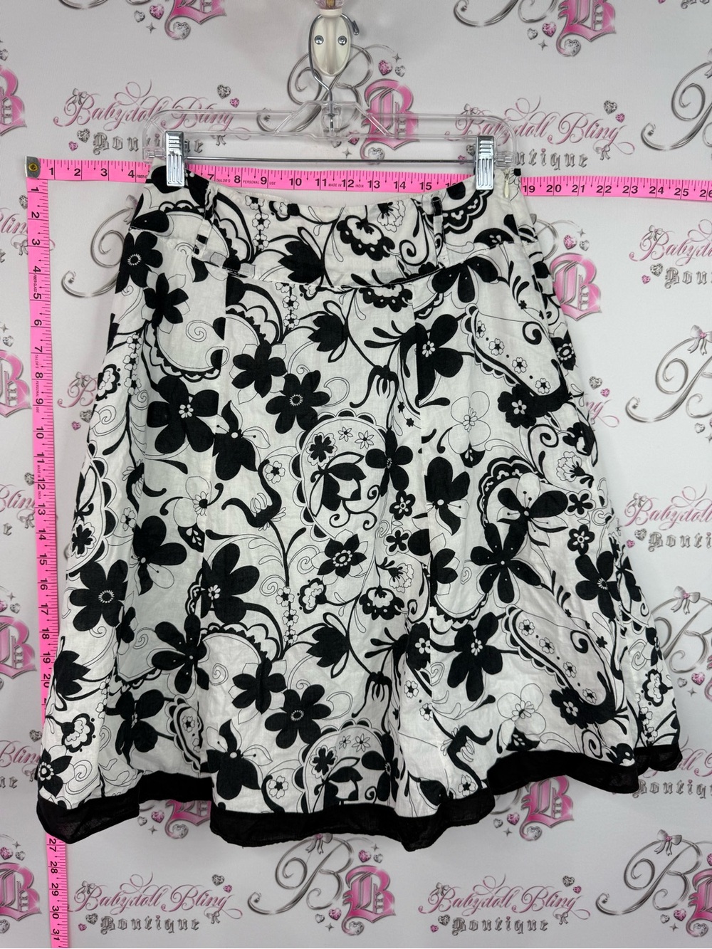 BEECHERS BROOK skirt Floral Black & White A-Line Skirt -